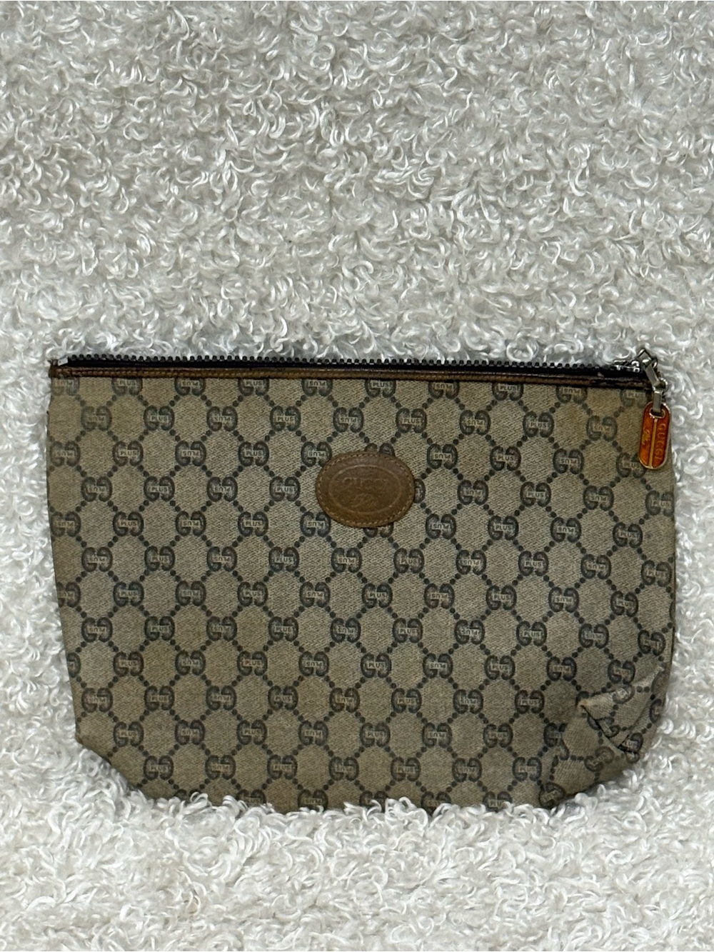 Gucci Plus clutch bag